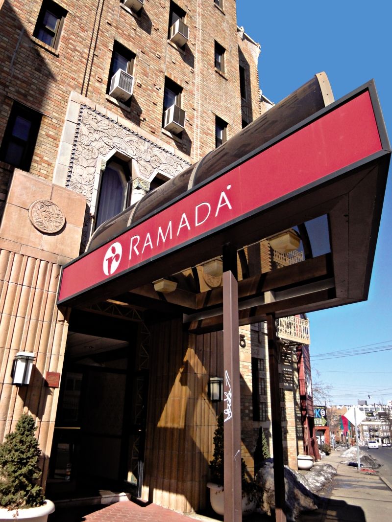 Ramada By Wyndham Jersey City Exterior foto
